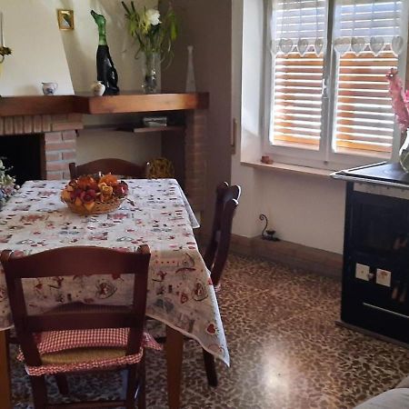 Bed and Breakfast Casa Tonacchiolo Acquaria Екстер'єр фото